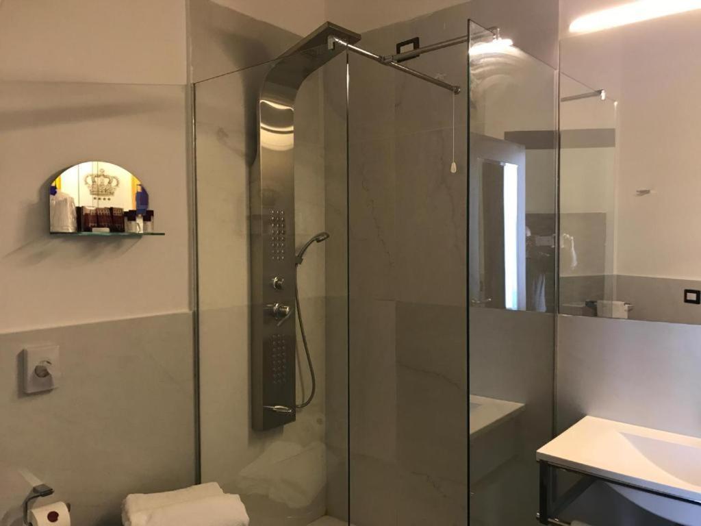 Boutique Hotel Piazza Carita Napoli Ngoại thất bức ảnh